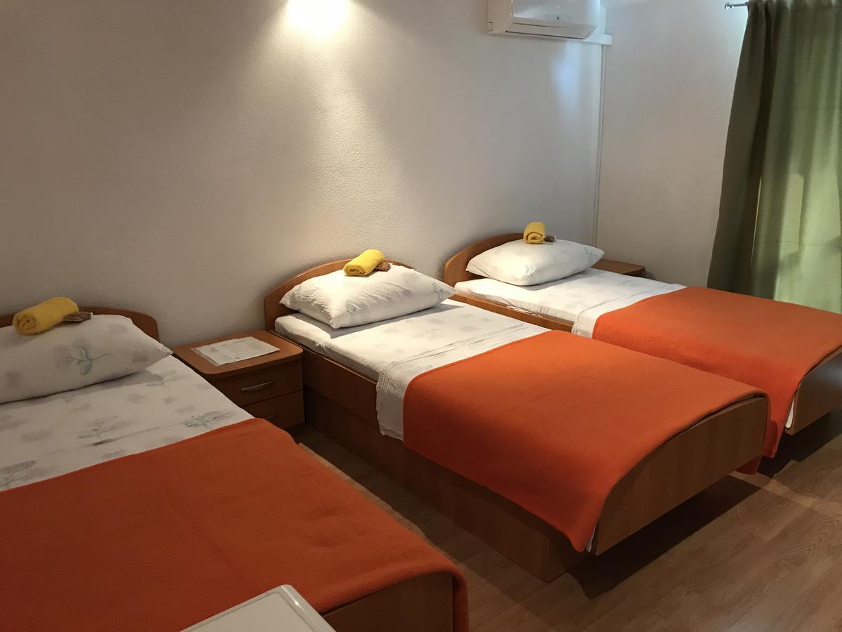Room Ivana Neum Luaran gambar